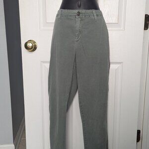 Gap- Green boyfriend Chino slacks - Size 8T